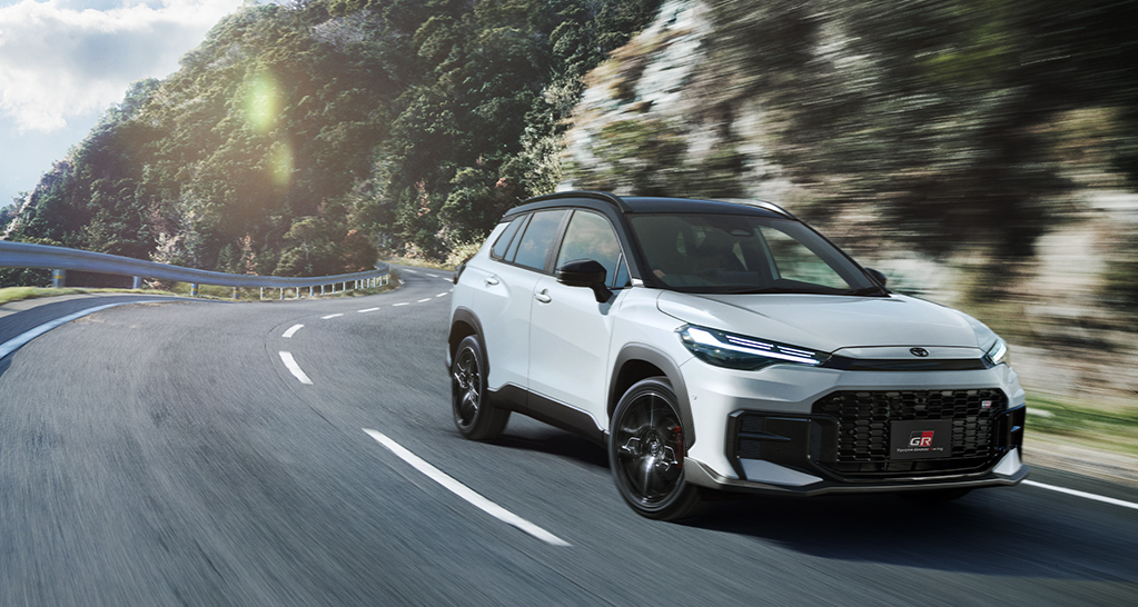 カローラクロスGRスポーツ