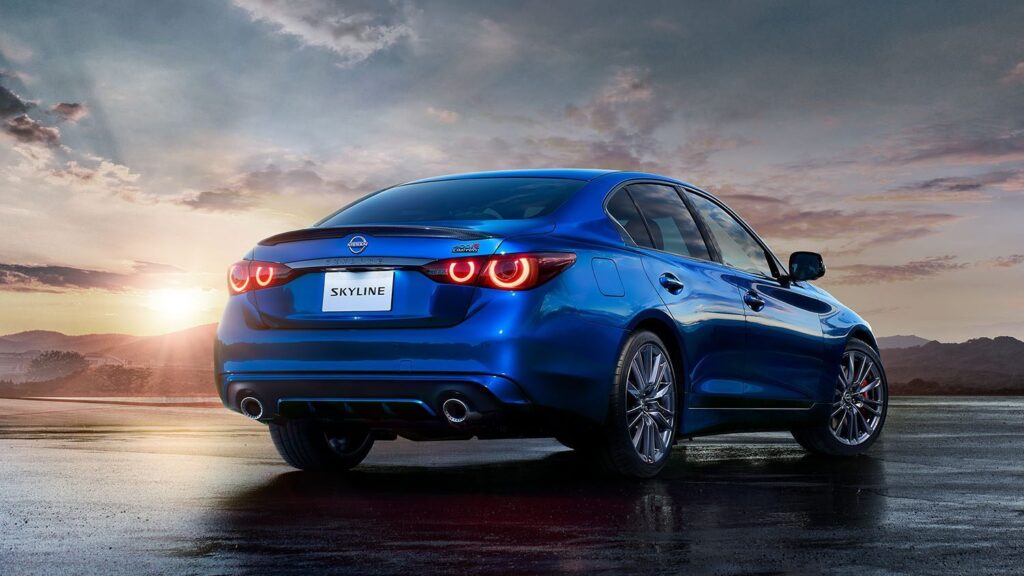 ４００rリミテッド　日産公式サムネ