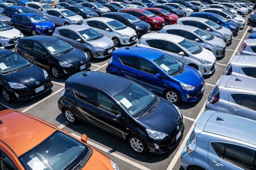 アクア中古なぜ安い２