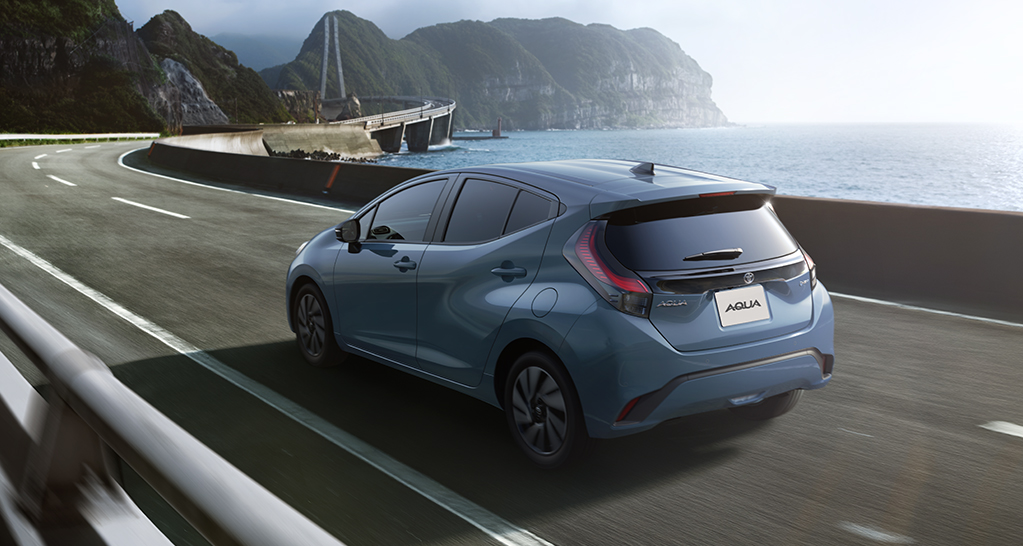 アクア何年のれるー公式